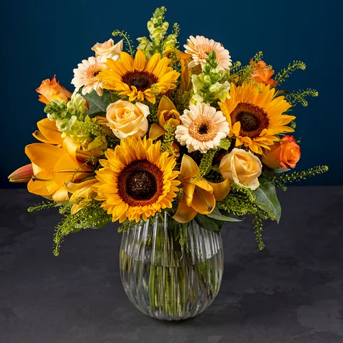 Luxuriöser Sonnenblumen­strauß